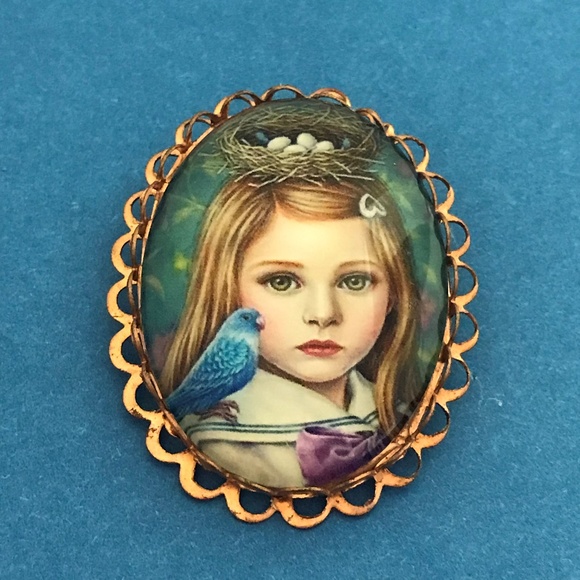 Girl with Bluebird Portrait Style Brooch Pin - Picture 1 of 4
